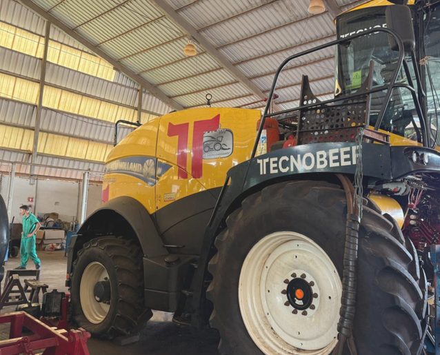Forrageira New Holland — equipe DM